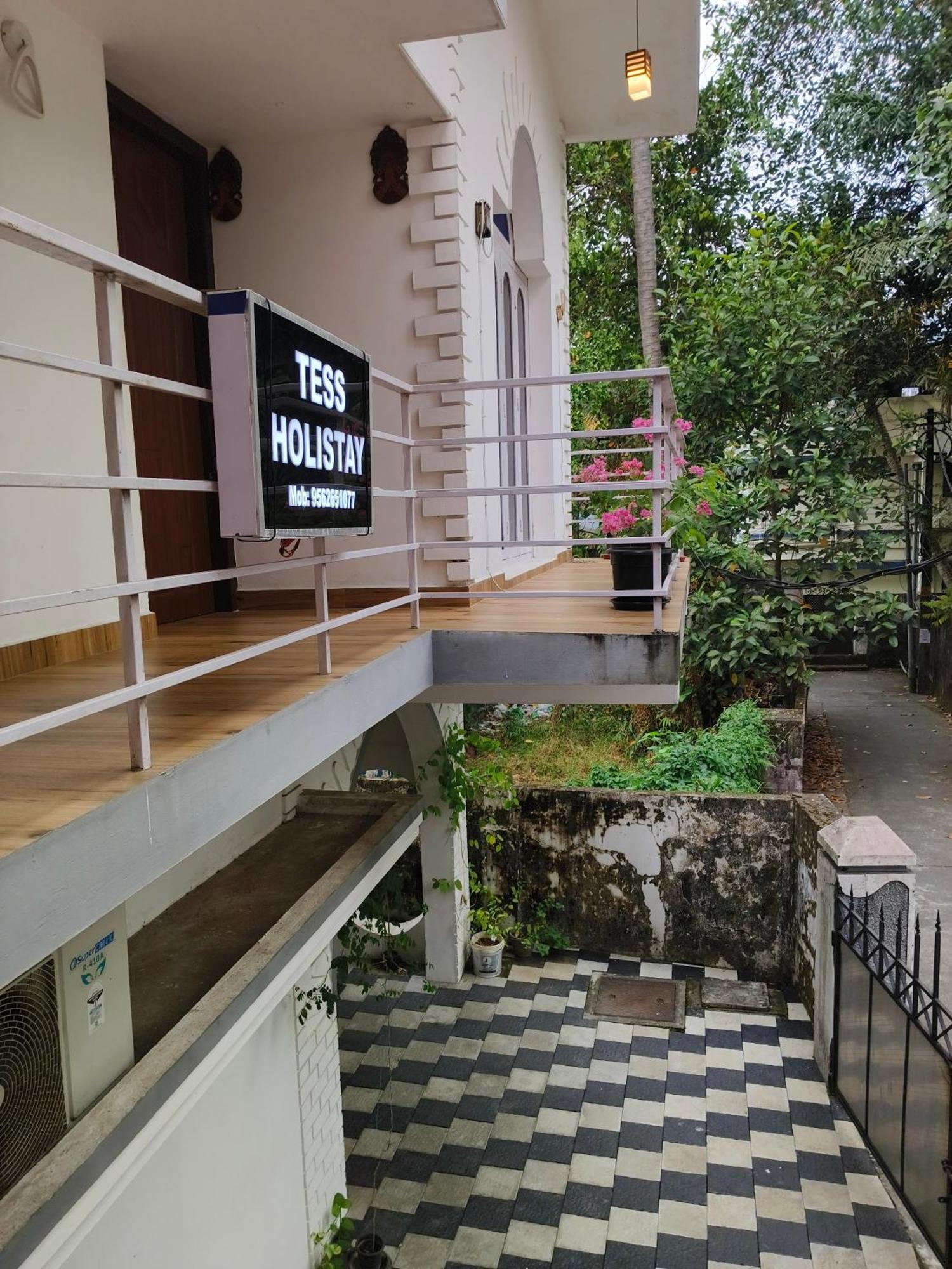 Tess Holistay Fort Kochi Εξωτερικό φωτογραφία